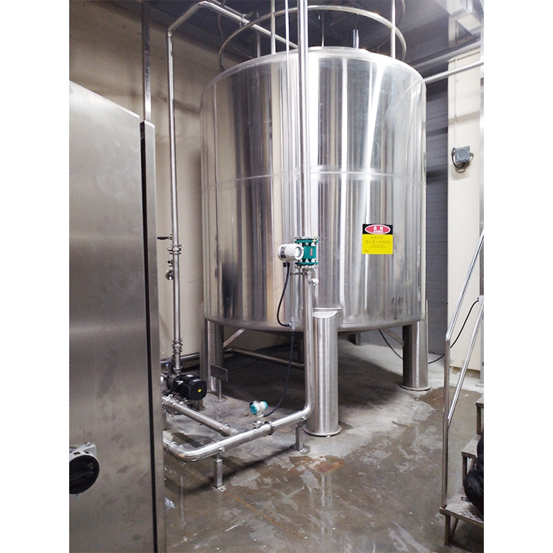 Integrated sterile water treatment equipment